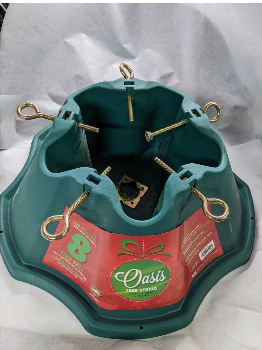 Oasis Green Tree Stand with Brass-Colored Eye Bolts